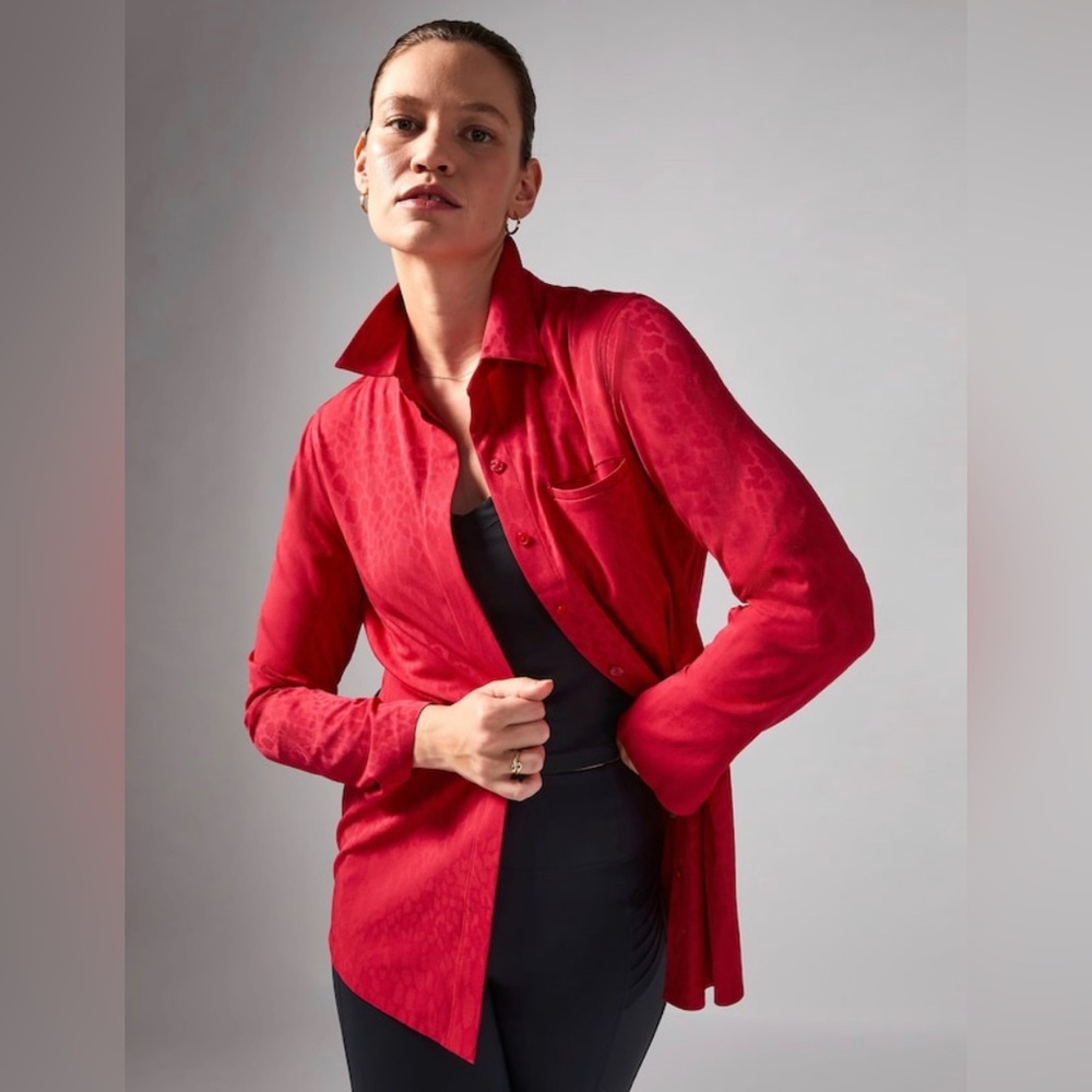 LIKE NEW ATHLETA Urbanite Textured Top RED SZ S